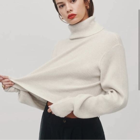 Reformation Luisa Cropped Cashmere Turtleneck Sweater size XS - Picture 6 of 9